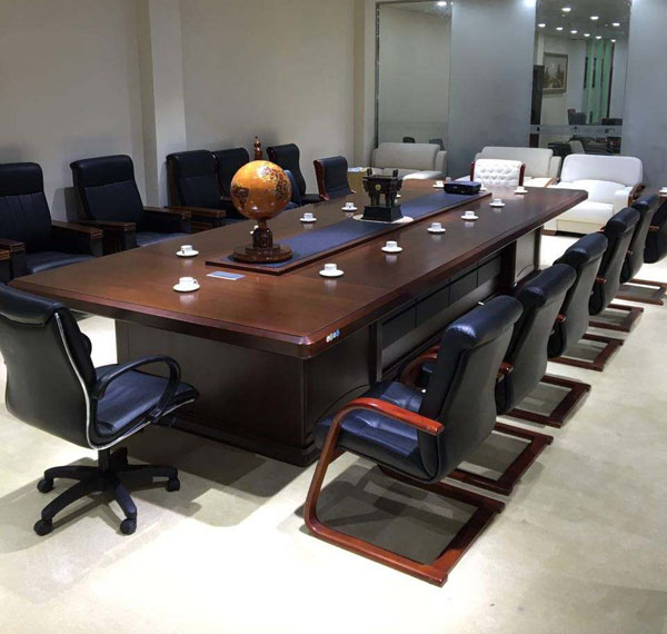 不同材質(zhì)與種類的辦公家具如何養(yǎng)護(hù)？