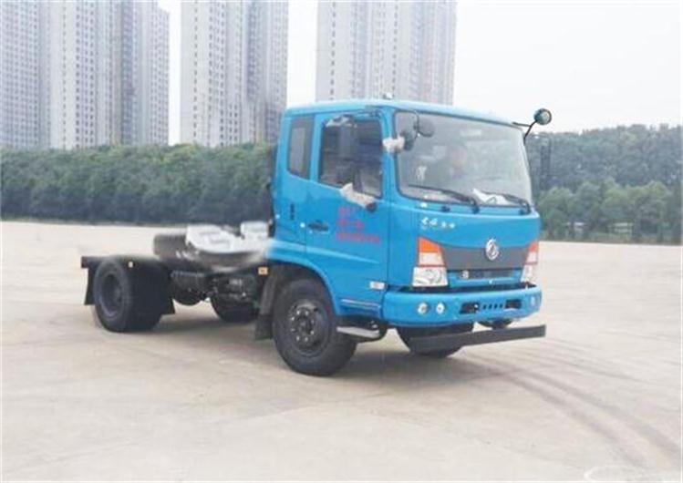 東風(fēng)嘉運國五牽引教練車(chē)